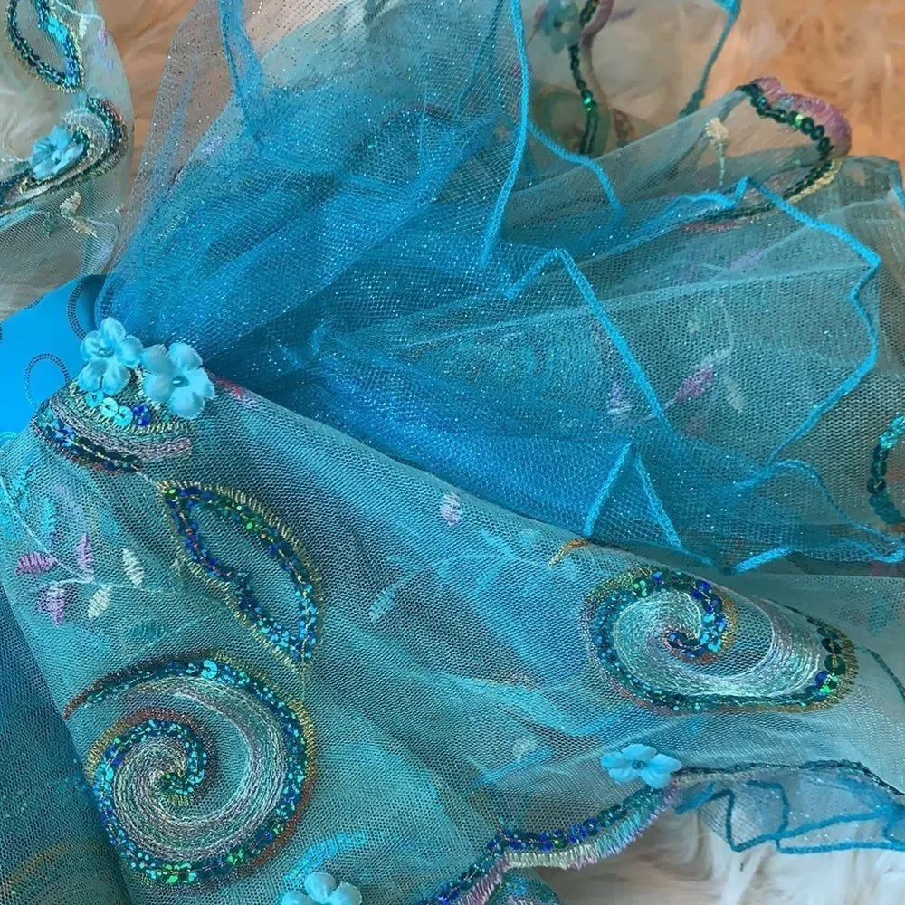Absolutely gorgeous custom made solo costume Blue stunner Child Large